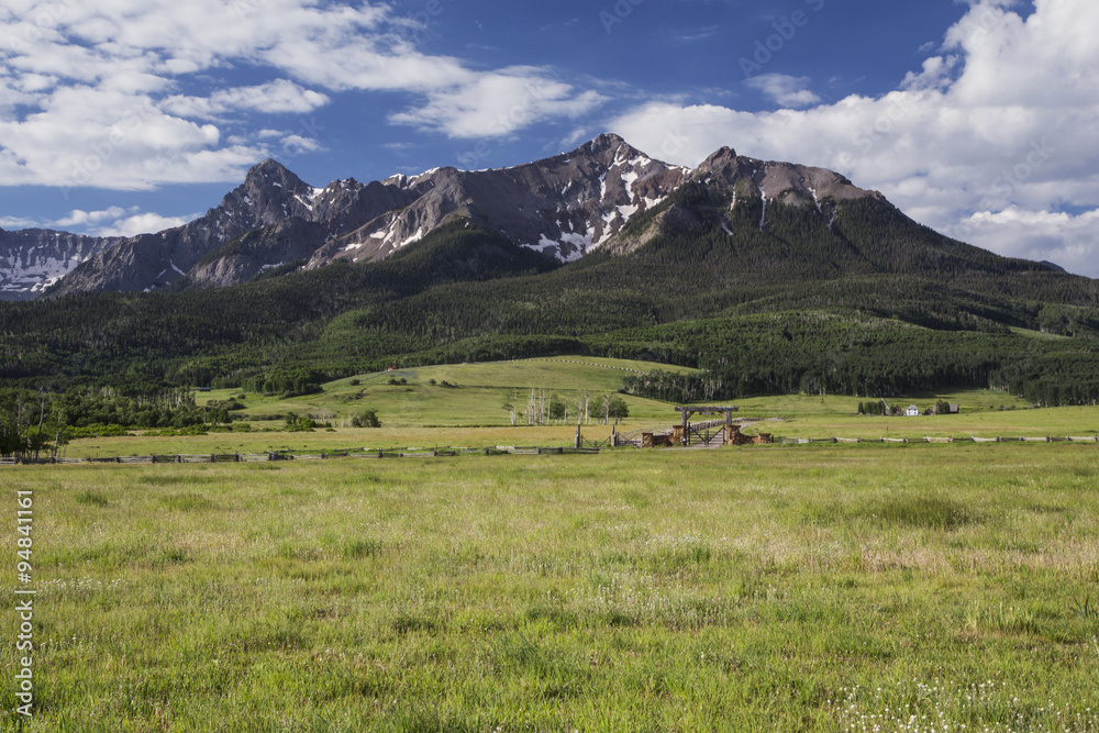 Last Dollar Ranch and San Juan Mountains, Hastings Mesa, Ridgway, Colorado, USA, 04.07.2014