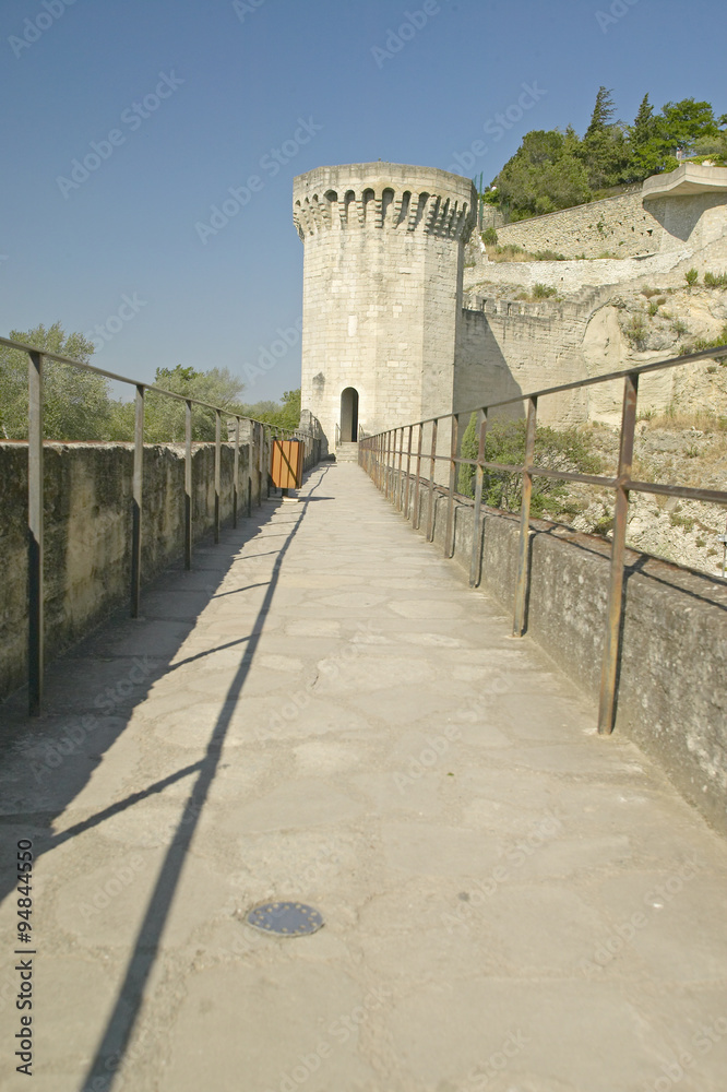 Walkway from Palace of the Popes toward Le Pont Saint-Benezet, Avignon, France