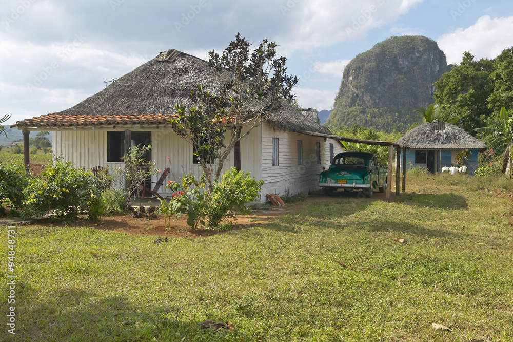 Fototapeta premium A old house in the Valle de Vi–ales, in central Cuba