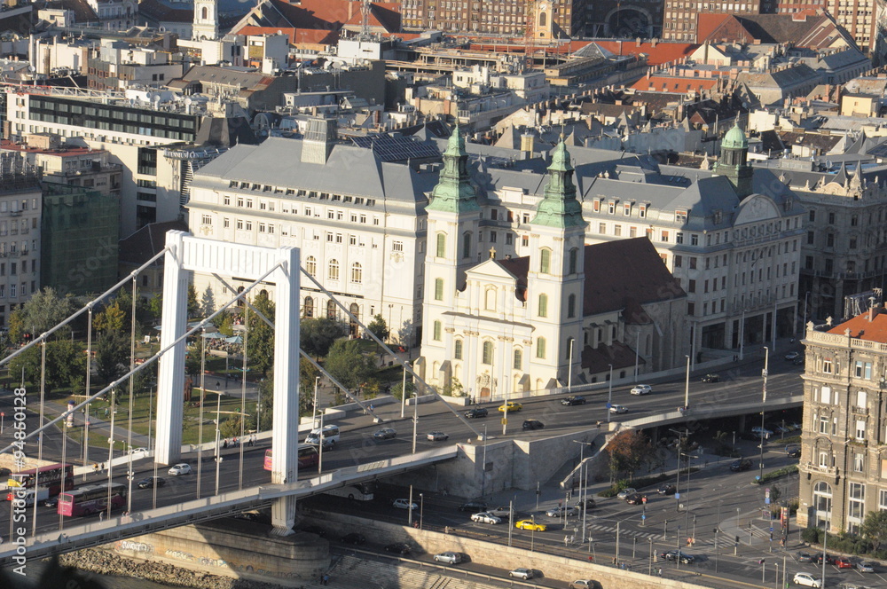 Obraz premium Bridge Erzhbet in Budapest. Top view