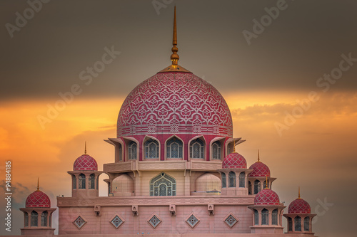 Canvas Print Sunset over Putrajaya Mosque and Panorama of Kuala Lumpur