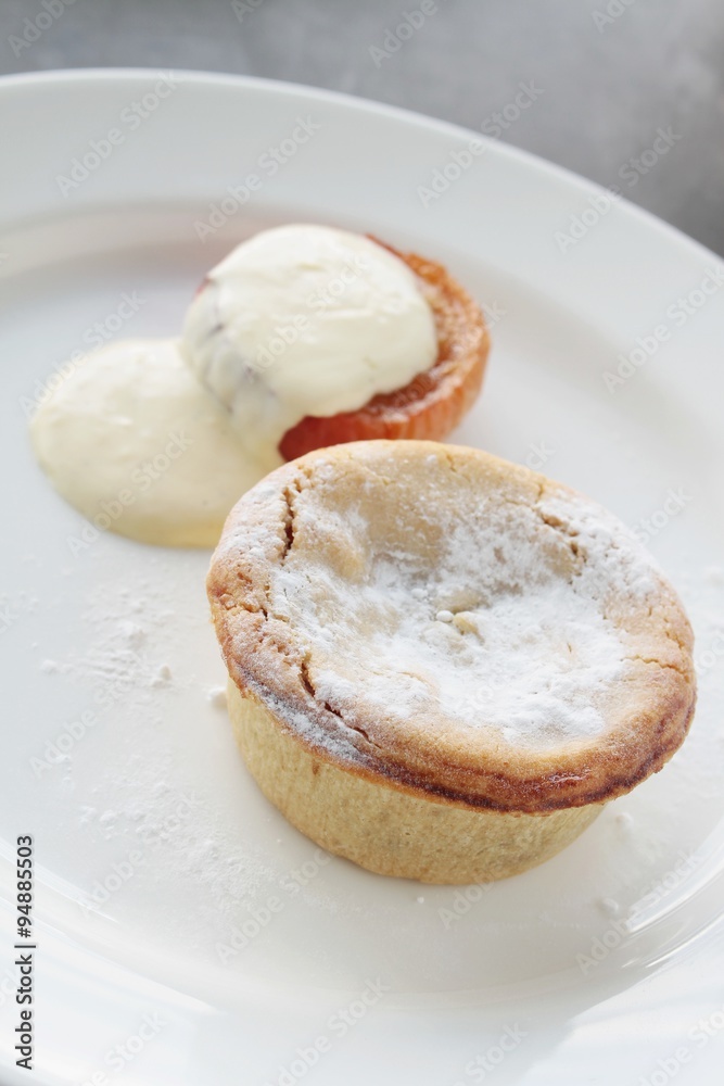 traditional mince pie