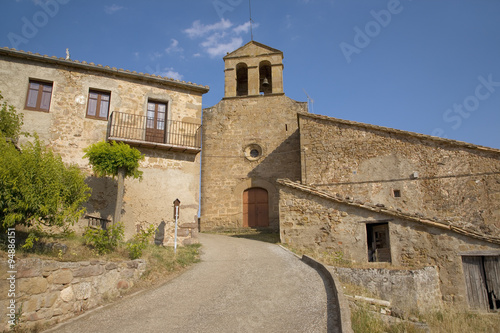 Historic building in Pyrenees of Spain, Escola de Postguerra de Castellar de la Ribera