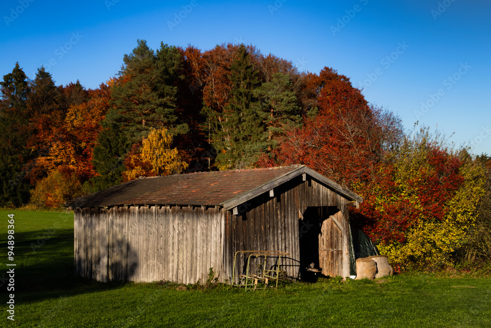 Scheune Hütte herbst, herbstblätter herbstfarben Herbstlaub Wald Bayern Scheune Hütte herbst, herbstblätter herbstfarben Herbstlaub Wald Bayern