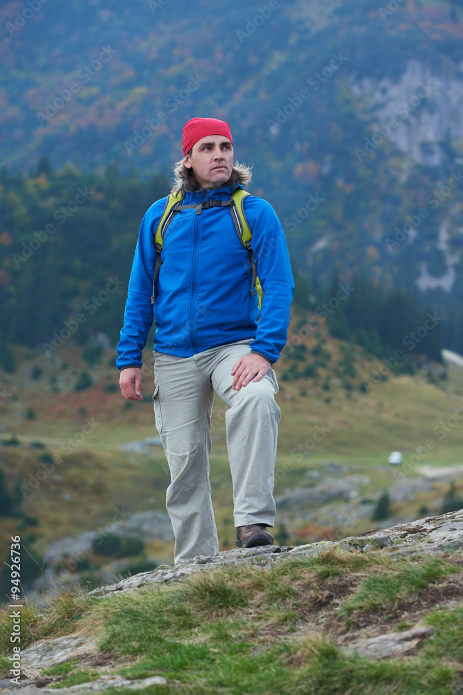 Obraz premium advanture man with backpack hiking