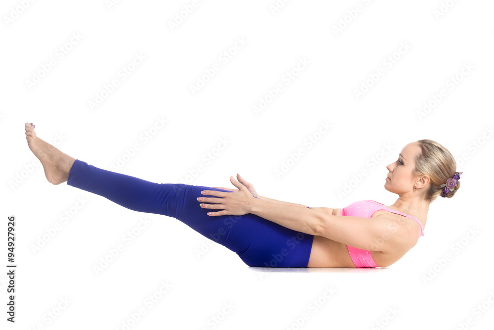 Ardha navasana