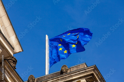 Fotografie European flag on the Reichstag building Berlin