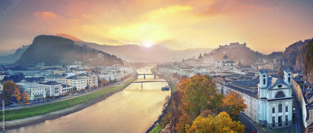 Salzburg, Austria. Panoramic image of the Salzburg during autumn sunrise. - obrazy, fototapety, plakaty 