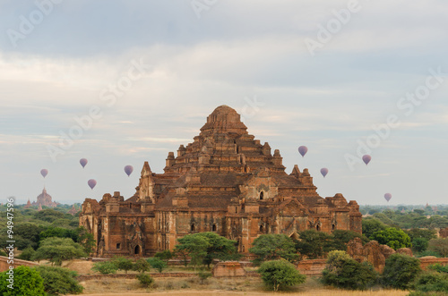 Dhammayangyi temple The biggest Temple with hot air balloons in Bagan (Pagan) at sunrise, Myanmar