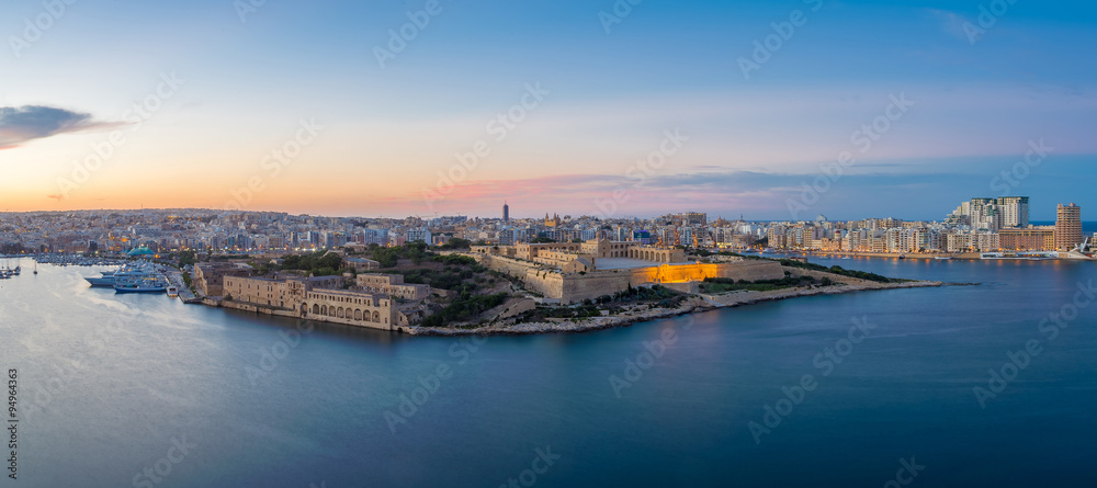 Panoramic view of Malta and Fort Manoel from Valletta at blue hour - Malta