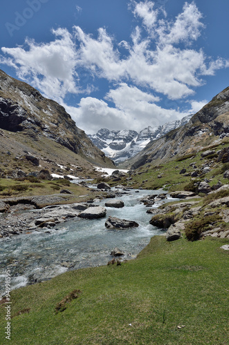 Spring from the mountain cirque d'Estaube