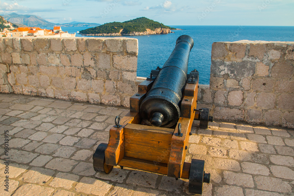     Cannon on the walls of defensive fortress Lovrijenac, old town of Dubrovnik, Croatia 
