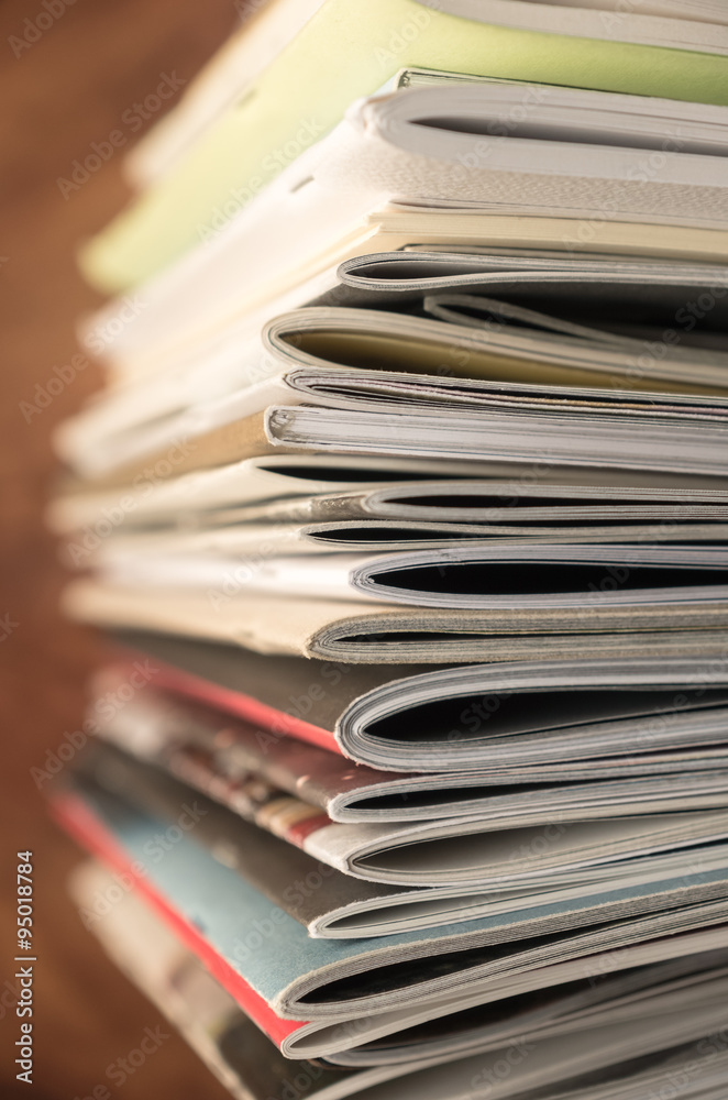 Obraz premium Bookshelf Magazine Close-Up