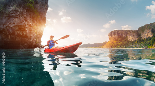 Fényképezés Lady with kayak