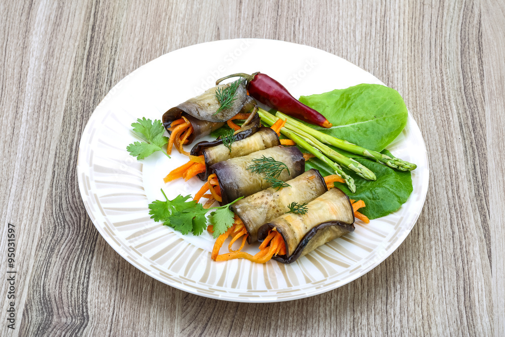 Eggplant rolls with carrot