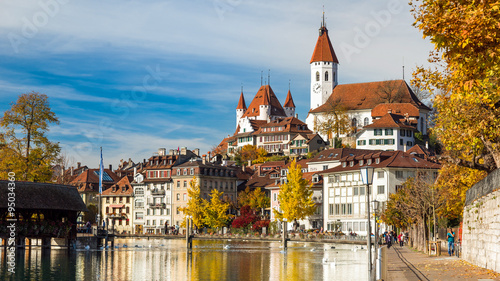Thun im Herbst, Schweiz photo