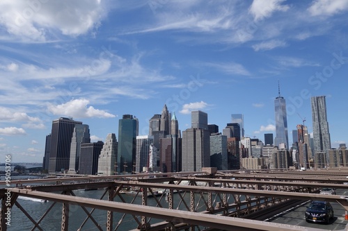 Brooklyn Bridge mit Skyline von Manhattan  New York