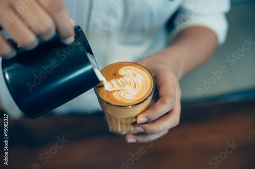 how to make latte art coffee