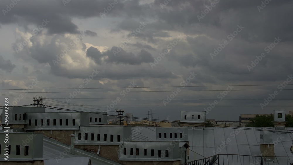 Storm Comes to Town Storm Comes to Town
