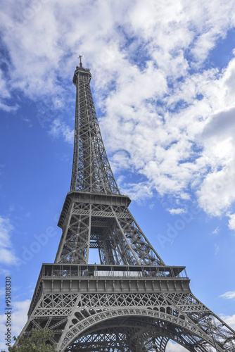 Fototapeta Naklejka Na Ścianę i Meble -  The Eiffel Tower, Paris.