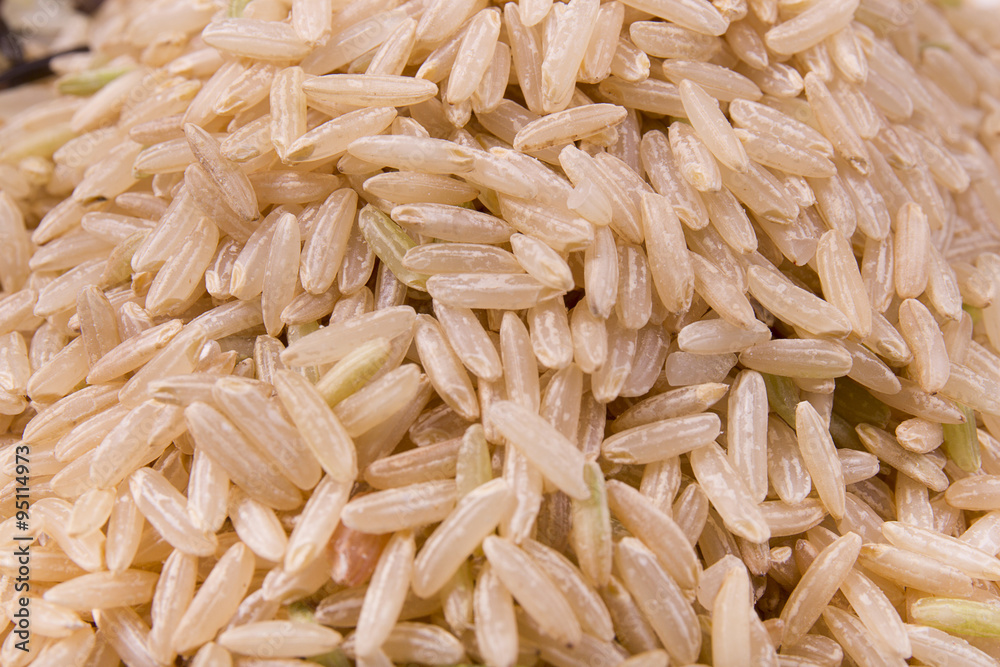 long unpeeled rice closeup long unpeeled rice closeup