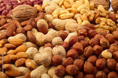 texture of different kinds of nuts