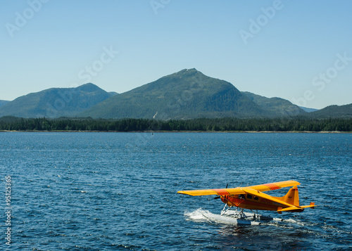 Принти на полотні Hydroplane