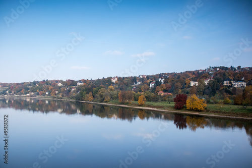Elbe Dresden im Herbst