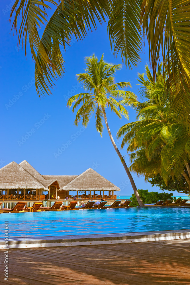 Fototapeta premium Pool and cafe on Maldives beach