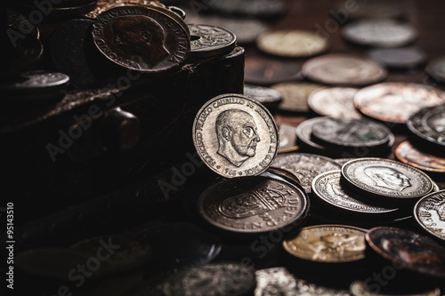 Obraz na płótnie old coins in chest