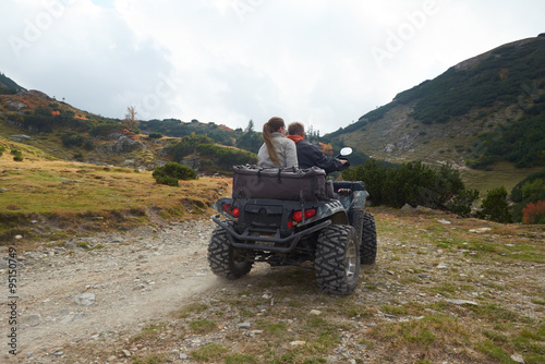 couple drive atv quad bike