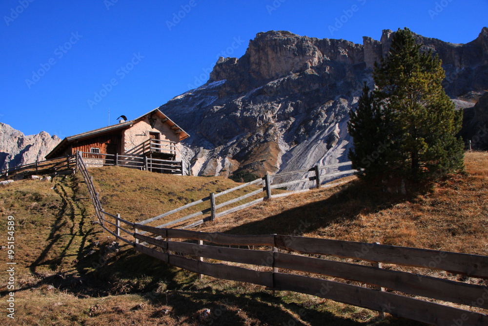 Autunno in val Gardena, Dolomiti, Alto Adige Sud Tirol StockFoto