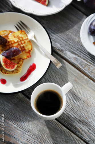brunch pancakes with figs and coffee
