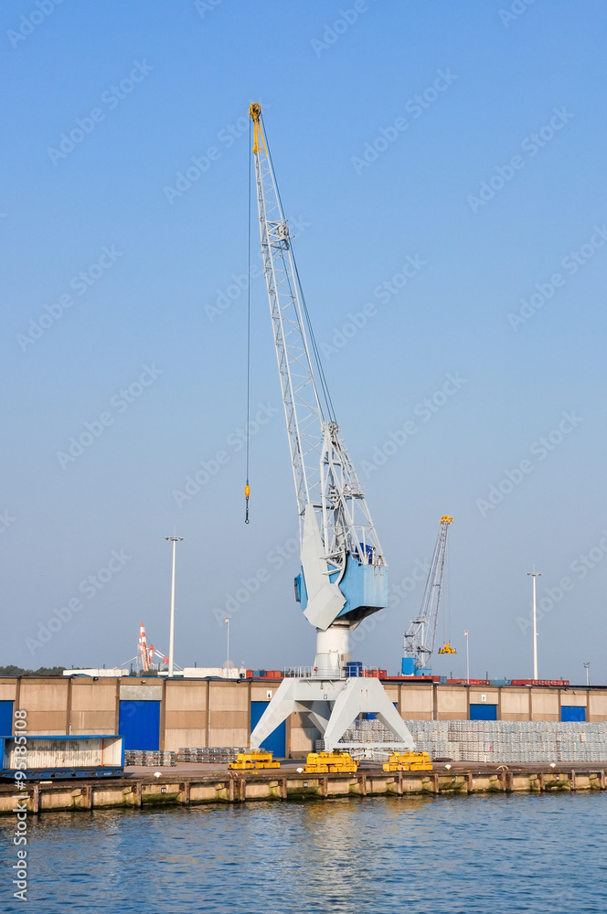sea cargo port large cranes