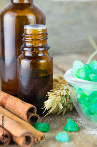Essential oil with cinnamon