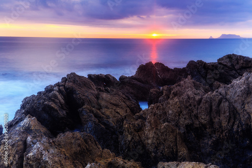 Fototapeta Naklejka Na Ścianę i Meble -  Coastline Sunrise