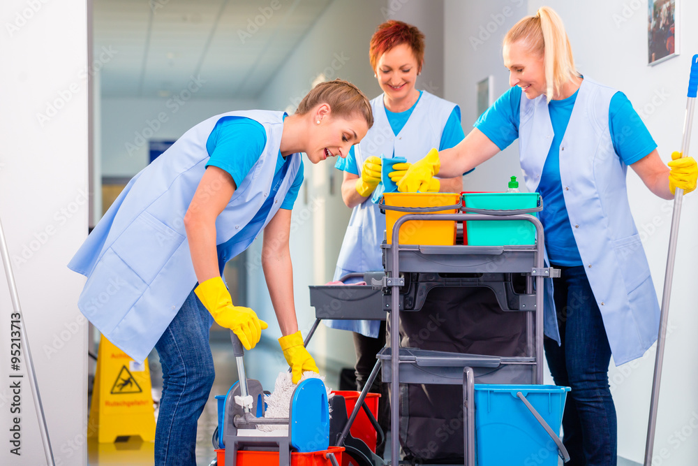 Putzfrauen von Reinigungsfirma Putzfrauen von Reinigungsfirma