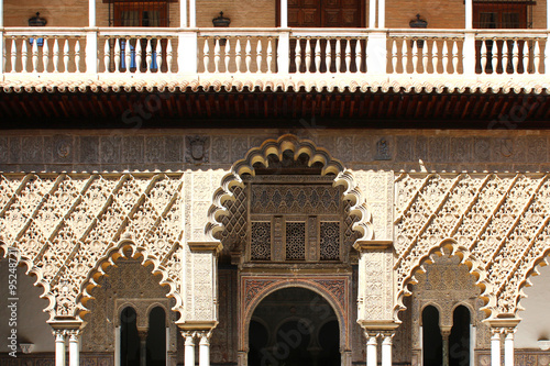 Alcazar de Séville (Espagne) - Patio de las Doncellas photo