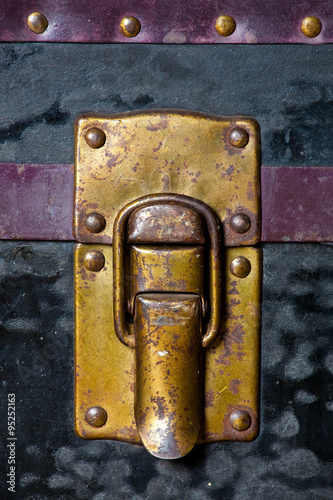 Old trunk lock © prescott09