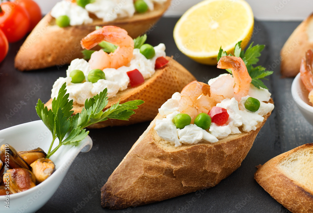 shrimps and mussels snacks shrimps and mussels snacks
