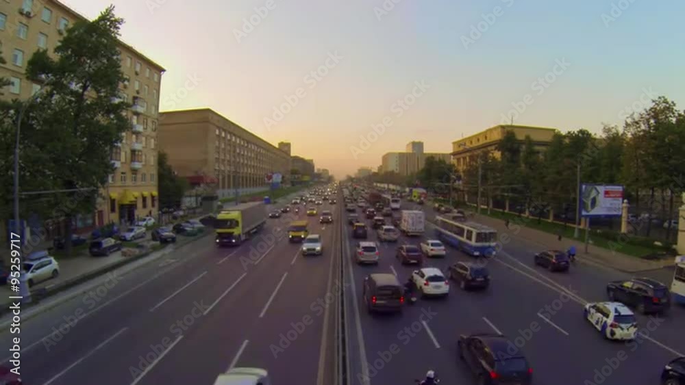 Urban traffic in Moscow. Night Traffic Time Lapse .
Wide timelapse shot of cars at night in urban landscape Urban traffic in Moscow. Night Traffic Time Lapse .
Wide timelapse shot of cars at night in urban landscape