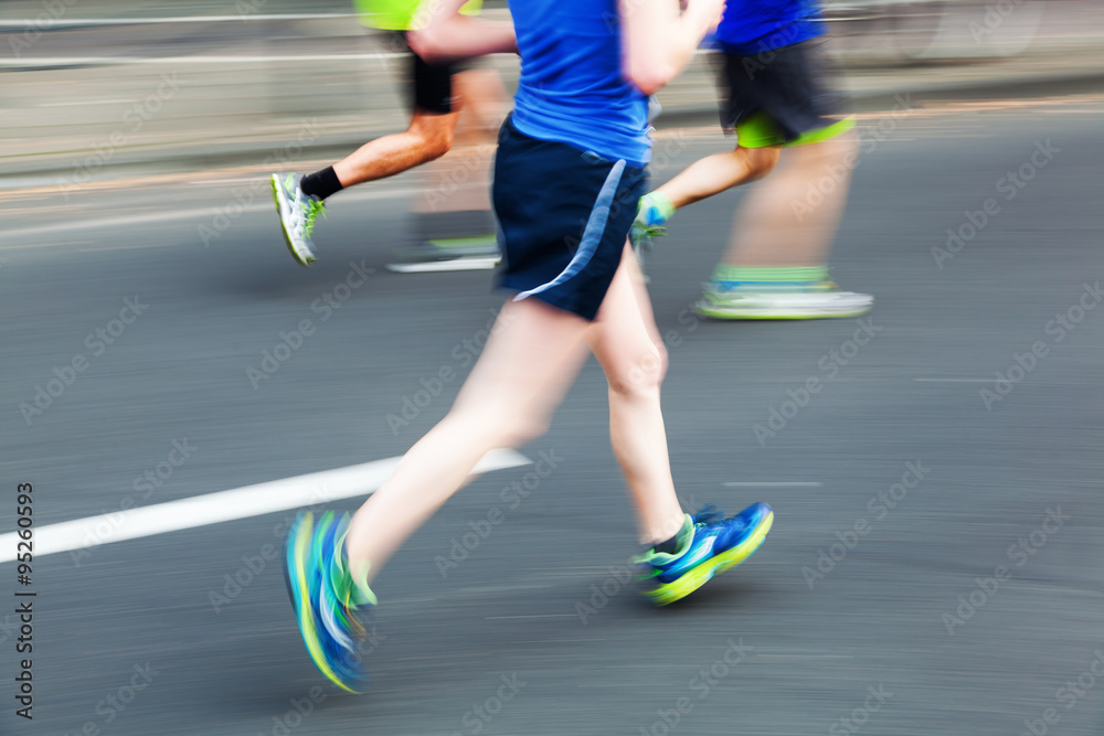 Marathonläufer in Bewegungsunschärfe