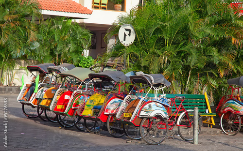 Bicycle rikshaw photo