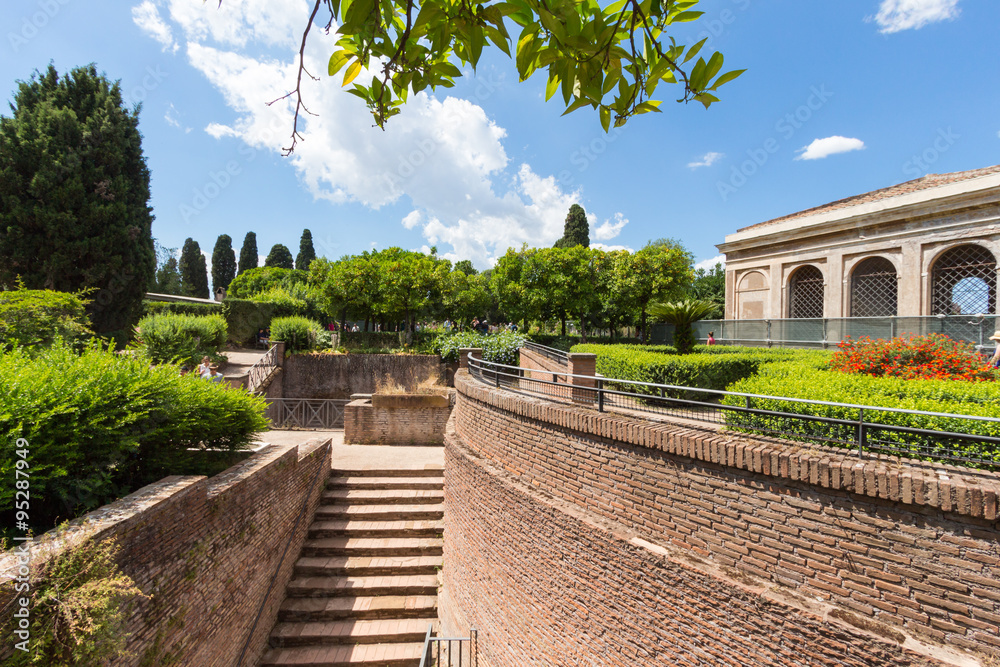 Fototapeta premium Famous Roman ruins in Rome