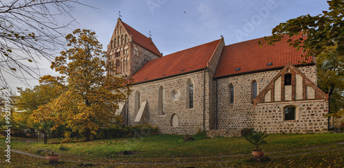 Stadtkirche St. Johannes in Lychen, Südseite photo