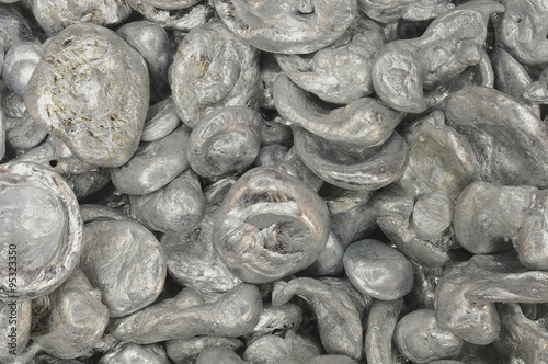 Granules of zinc  marco