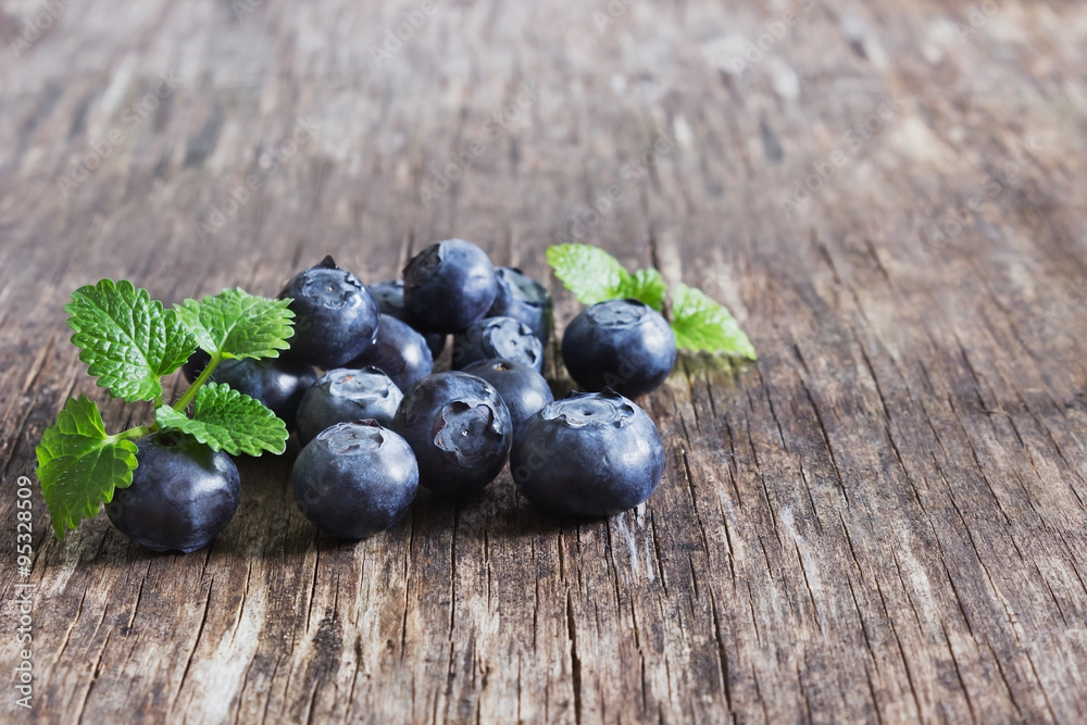 ripe blueberries ripe blueberries