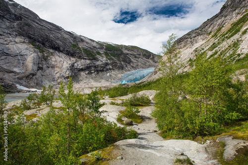 Blauer Gletscher Nigardsbreen in Norwegen 