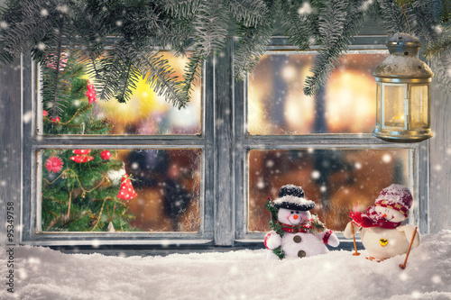 Atmospheric Christmas window sill decoration photo