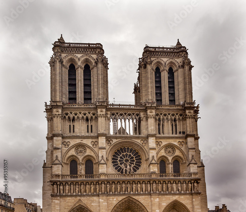 Facade Towers Overcast Notre Dame Cathedral Paris France